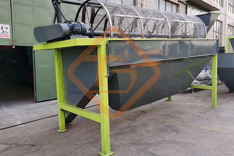 有機肥滾筒篩分機的組織構成